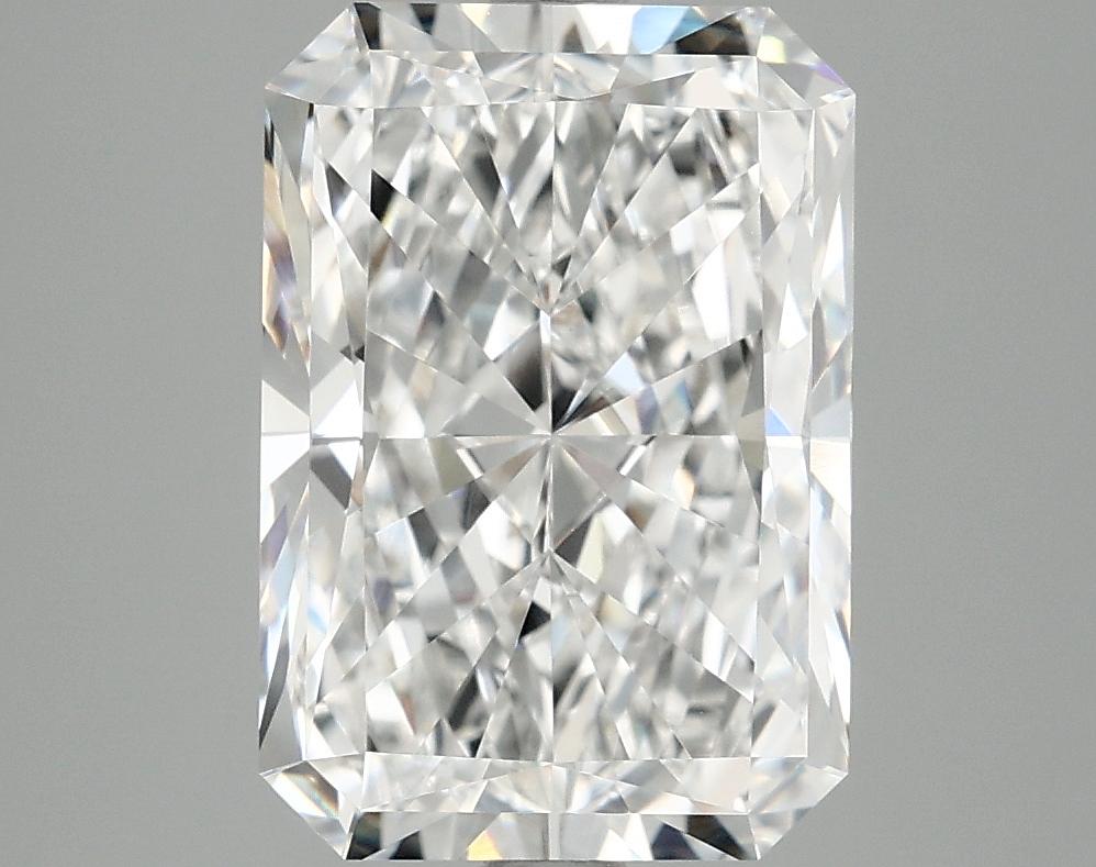 4.42 Carat Radiant Shaped Ideal Cut VVS2 IGI Certified Lab Grown Diamond