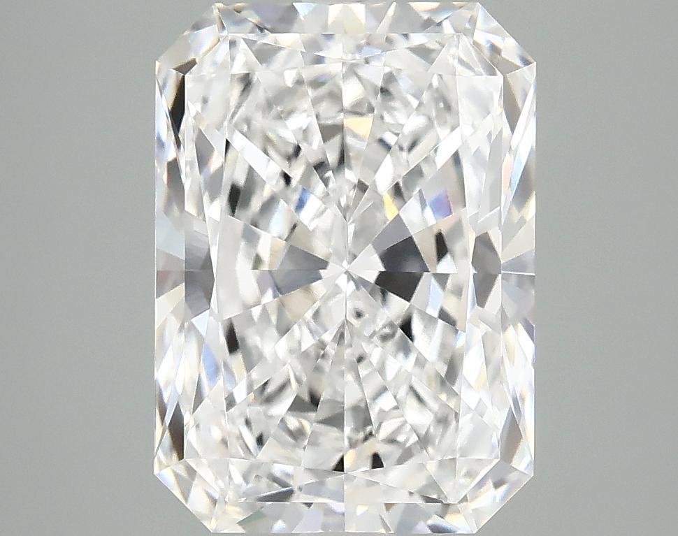 3.89 Carat Radiant Shaped Ideal Cut VVS2 IGI Certified Lab Grown Diamond