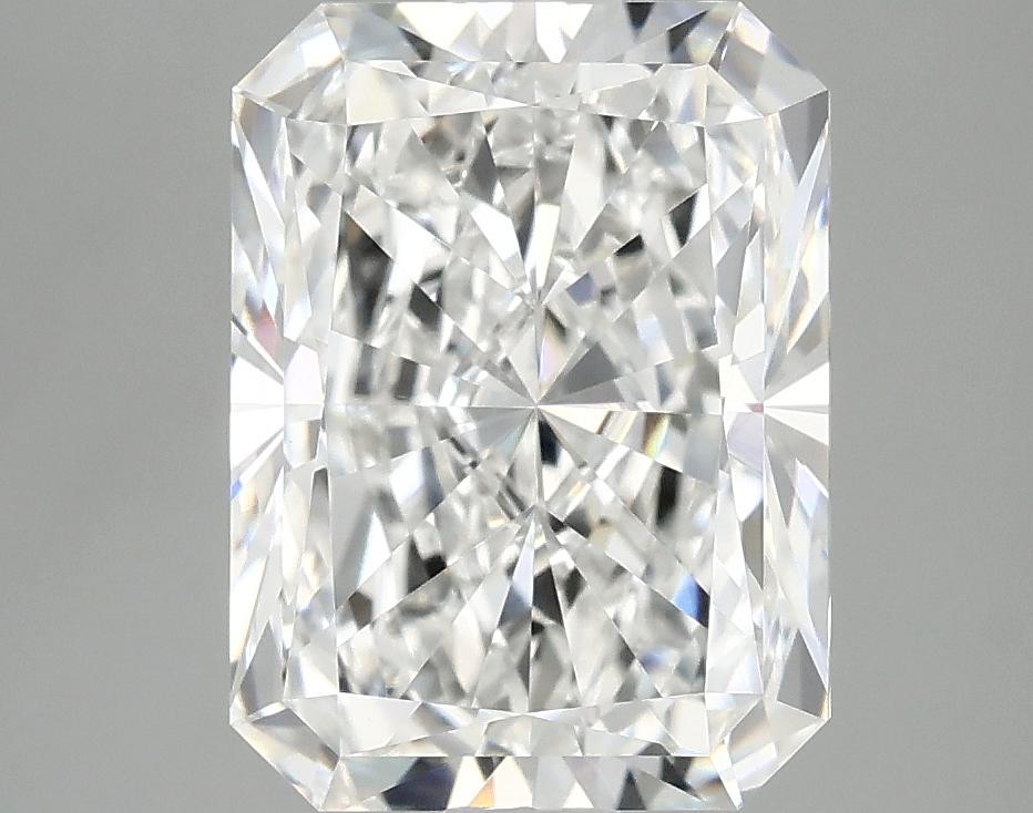3.98 Carat Radiant Shaped Excellent Cut VVS2 IGI Certified Lab Grown Diamond