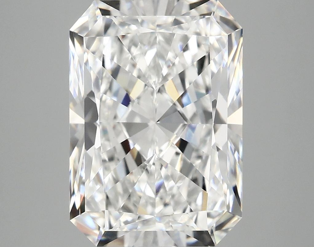 4.99 Carat Radiant Shaped Ideal Cut VVS2 IGI Certified Lab Grown Diamond