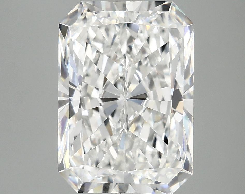 4.01 Carat Radiant Shaped Ideal Cut VS1 IGI Certified Lab Grown Diamond