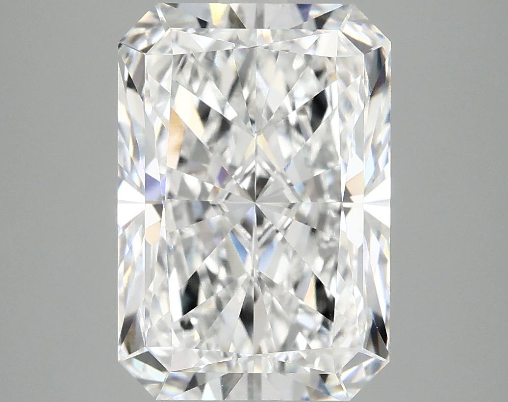 4.9 Carat Radiant Shaped Ideal Cut VVS2 IGI Certified Lab Grown Diamond