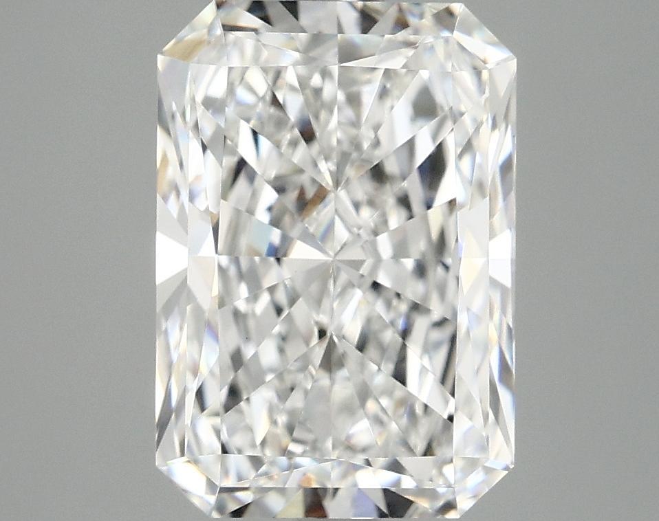 3.83 Carat Radiant Shaped Ideal Cut VVS2 IGI Certified Lab Grown Diamond