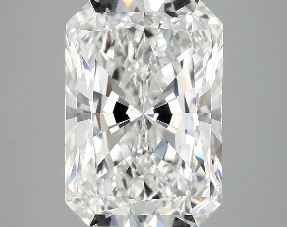 3.88 Carat Radiant Shaped Ideal Cut VS1 IGI Certified Lab Grown Diamond