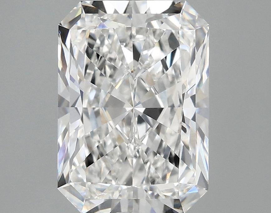 3.04 Carat Radiant Shaped Ideal Cut VVS2 IGI Certified Lab Grown Diamond