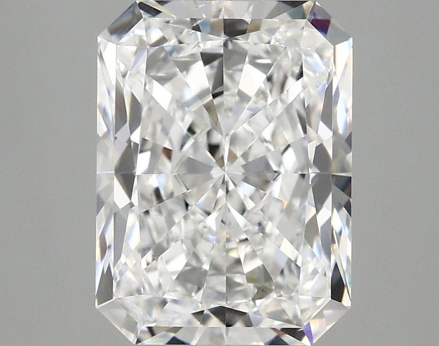 2.87 Carat Radiant Shaped Excellent Cut VS2 IGI Certified Lab Grown Diamond
