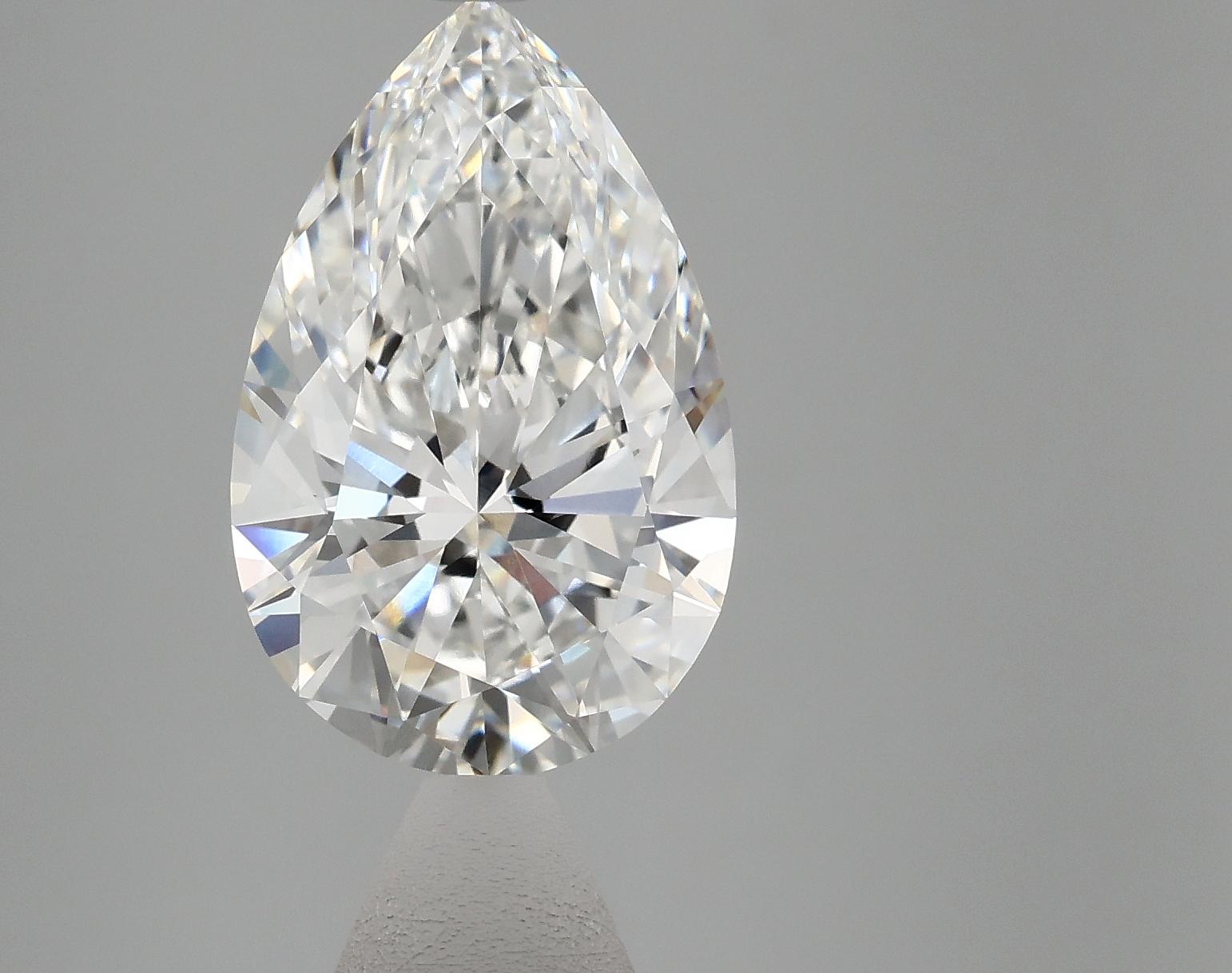 0.98 Carat Pear Shaped Ideal Cut VVS2 IGI Certified Lab Grown Diamond