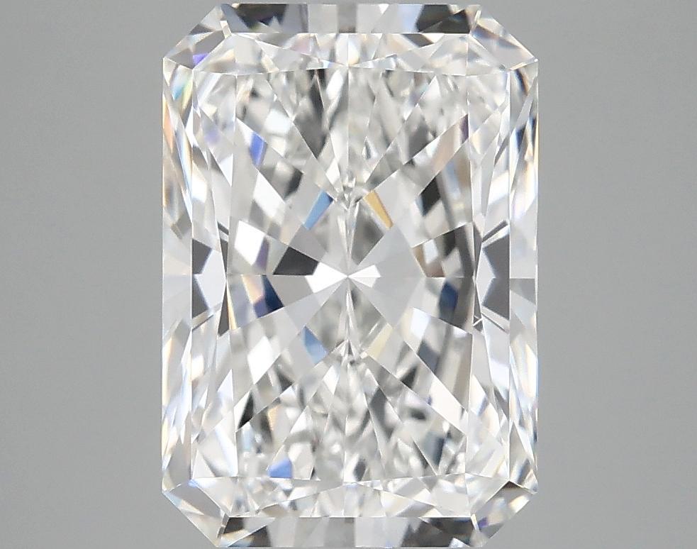 4.15 Carat Radiant Shaped Ideal Cut VS1 IGI Certified Lab Grown Diamond