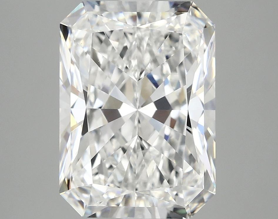 3.88 Carat Radiant Shaped Ideal Cut VVS2 IGI Certified Lab Grown Diamond
