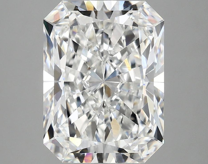 4.05 Carat Radiant Shaped Excellent Cut VVS2 IGI Certified Lab Grown Diamond