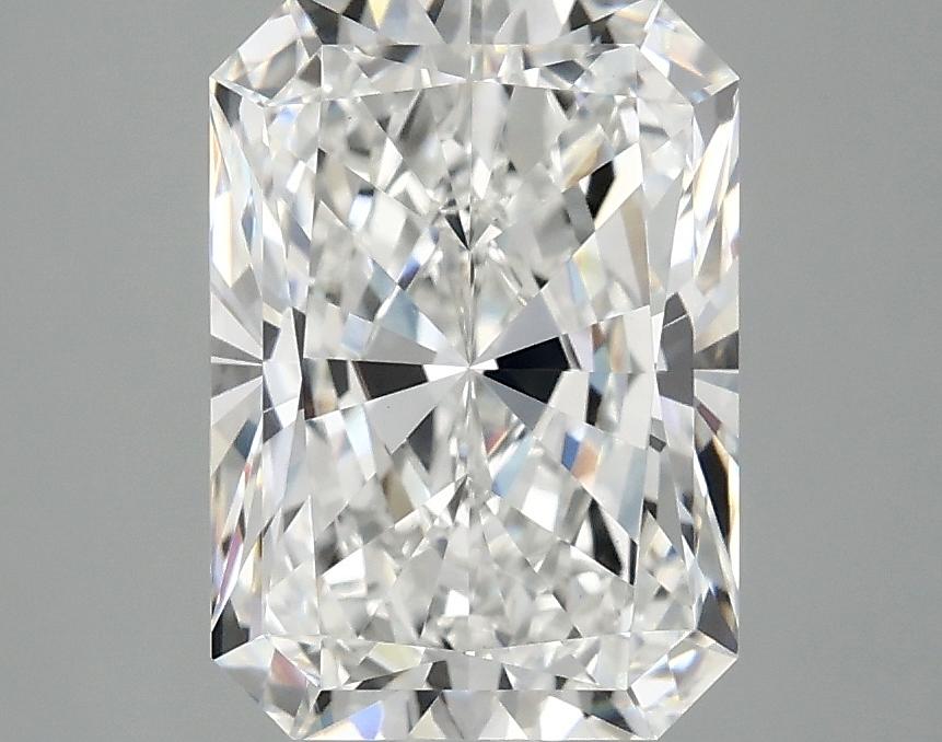 3.08 Carat Radiant Shaped Ideal Cut VVS2 IGI Certified Lab Grown Diamond