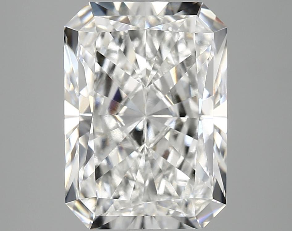 4.07 Carat Radiant Shaped Ideal Cut VVS2 IGI Certified Lab Grown Diamond