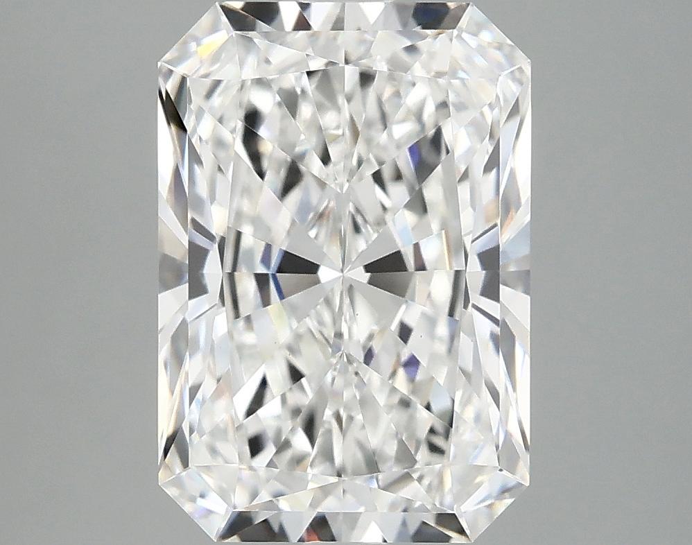 4.19 Carat Radiant Shaped Ideal Cut VVS2 IGI Certified Lab Grown Diamond