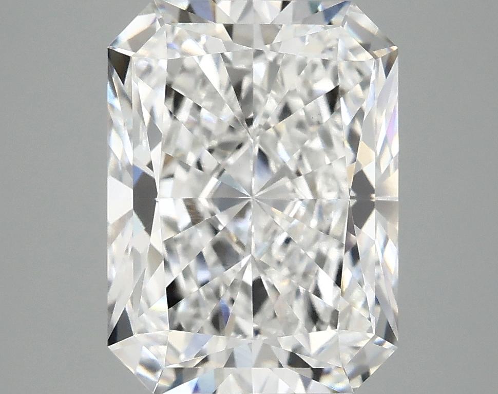 4.72 Carat Radiant Shaped Excellent Cut VS1 IGI Certified Lab Grown Diamond