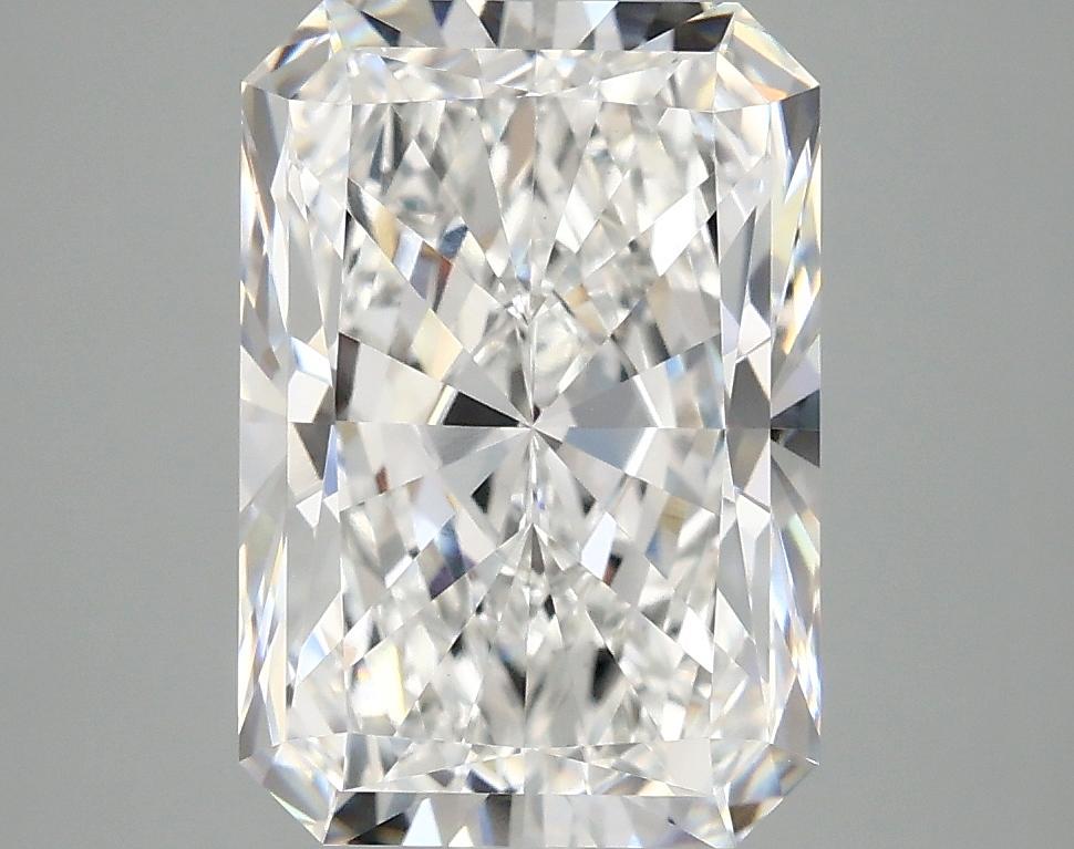 4.02 Carat Radiant Shaped Ideal Cut VVS2 IGI Certified Lab Grown Diamond