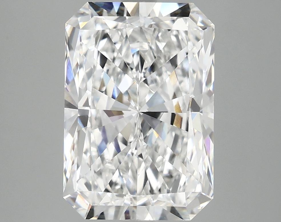 4.0 Carat Radiant Shaped Ideal Cut VVS2 IGI Certified Lab Grown Diamond
