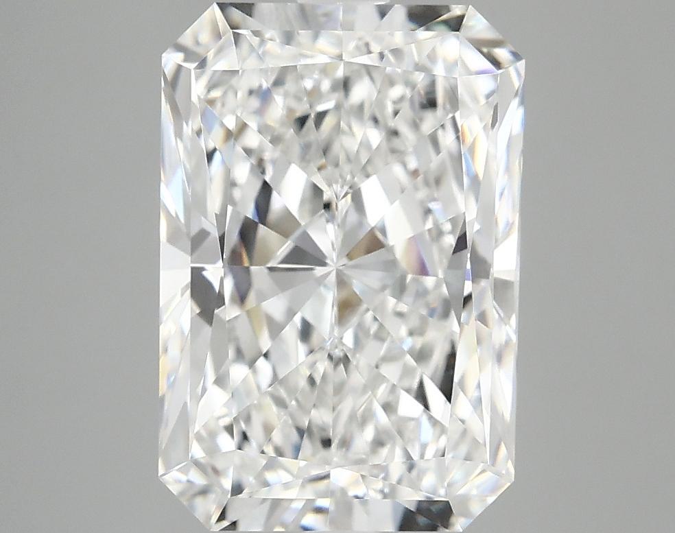 3.99 Carat Radiant Shaped Ideal Cut VVS2 IGI Certified Lab Grown Diamond