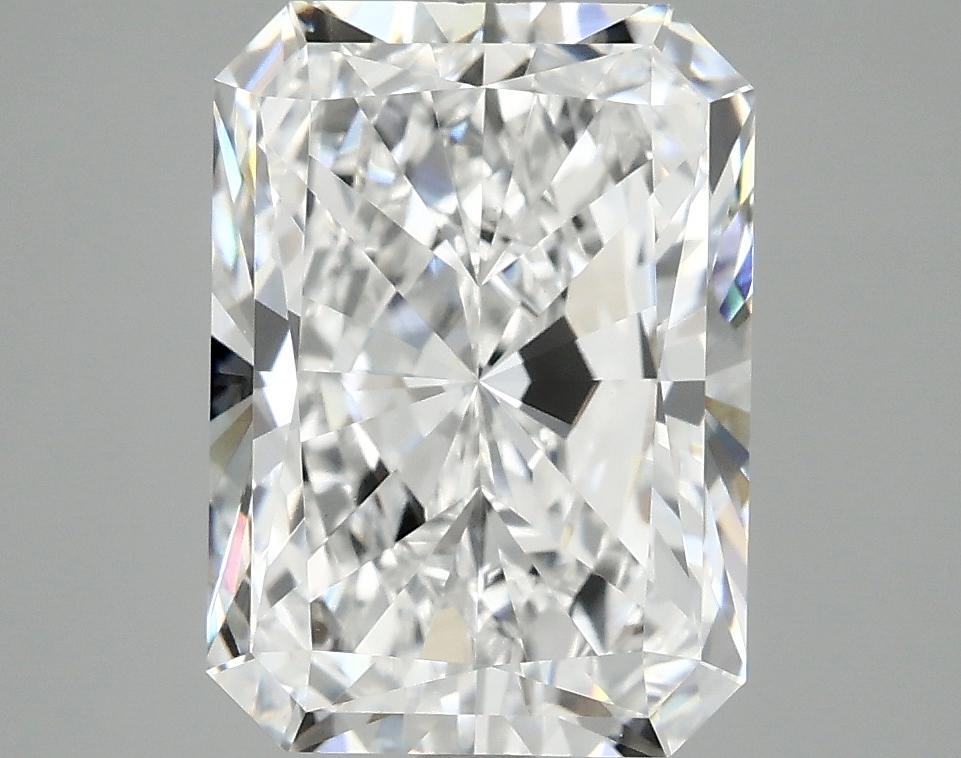 4.02 Carat Radiant Shaped Ideal Cut VVS2 IGI Certified Lab Grown Diamond