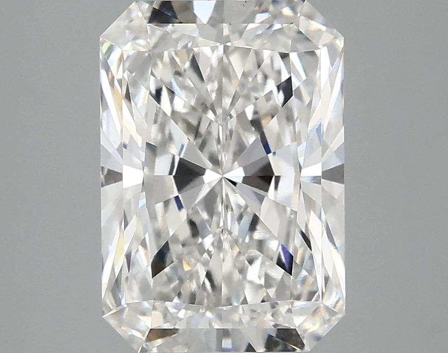 3.1 Carat Radiant Shaped Ideal Cut VS2 IGI Certified Lab Grown Diamond