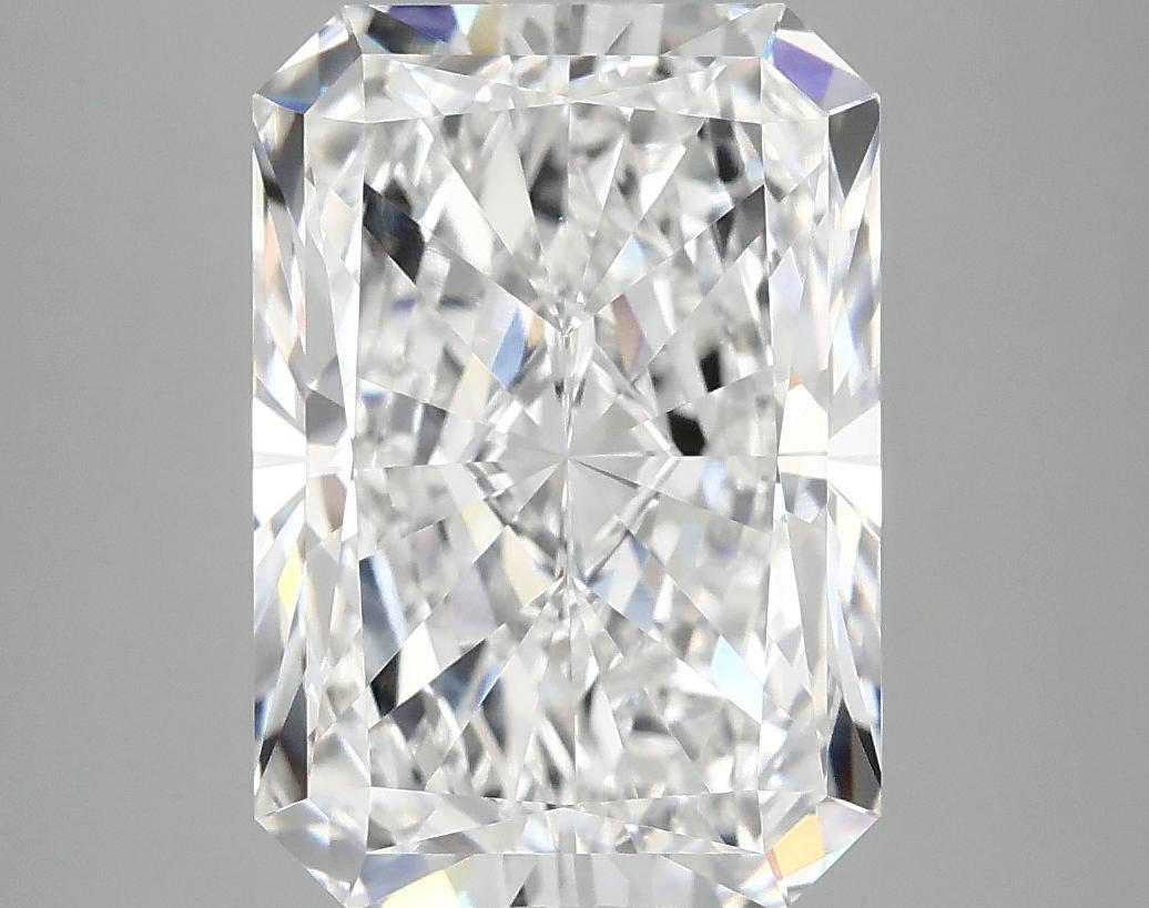 4.93 Carat Radiant Shaped Ideal Cut VVS2 IGI Certified Lab Grown Diamond