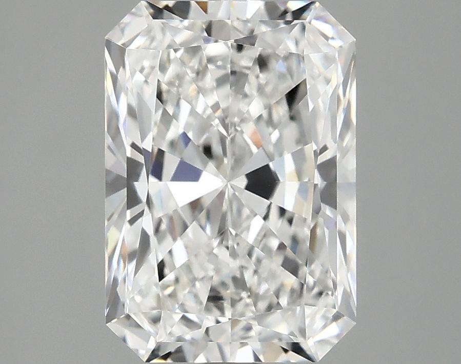 3.1 Carat Radiant Shaped Ideal Cut VVS2 IGI Certified Lab Grown Diamond