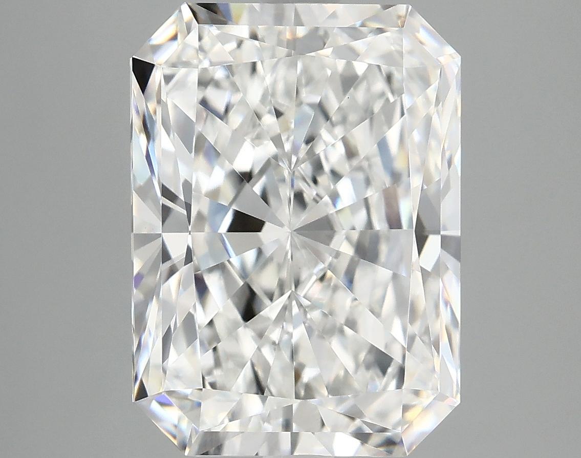 4.87 Carat Radiant Shaped Excellent Cut VVS2 IGI Certified Lab Grown Diamond