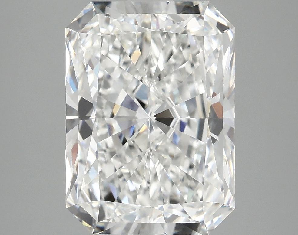 4.34 Carat Radiant Shaped Excellent Cut VVS2 IGI Certified Lab Grown Diamond