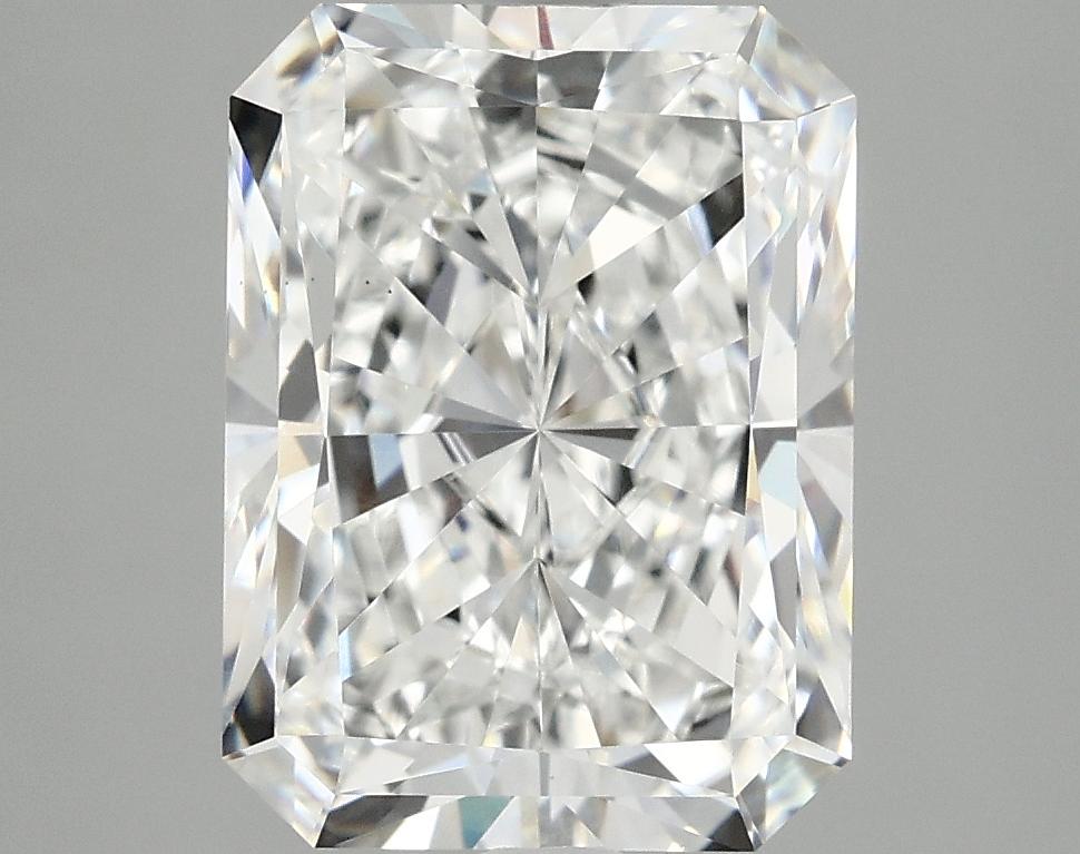 3.98 Carat Radiant Shaped Excellent Cut VS1 IGI Certified Lab Grown Diamond
