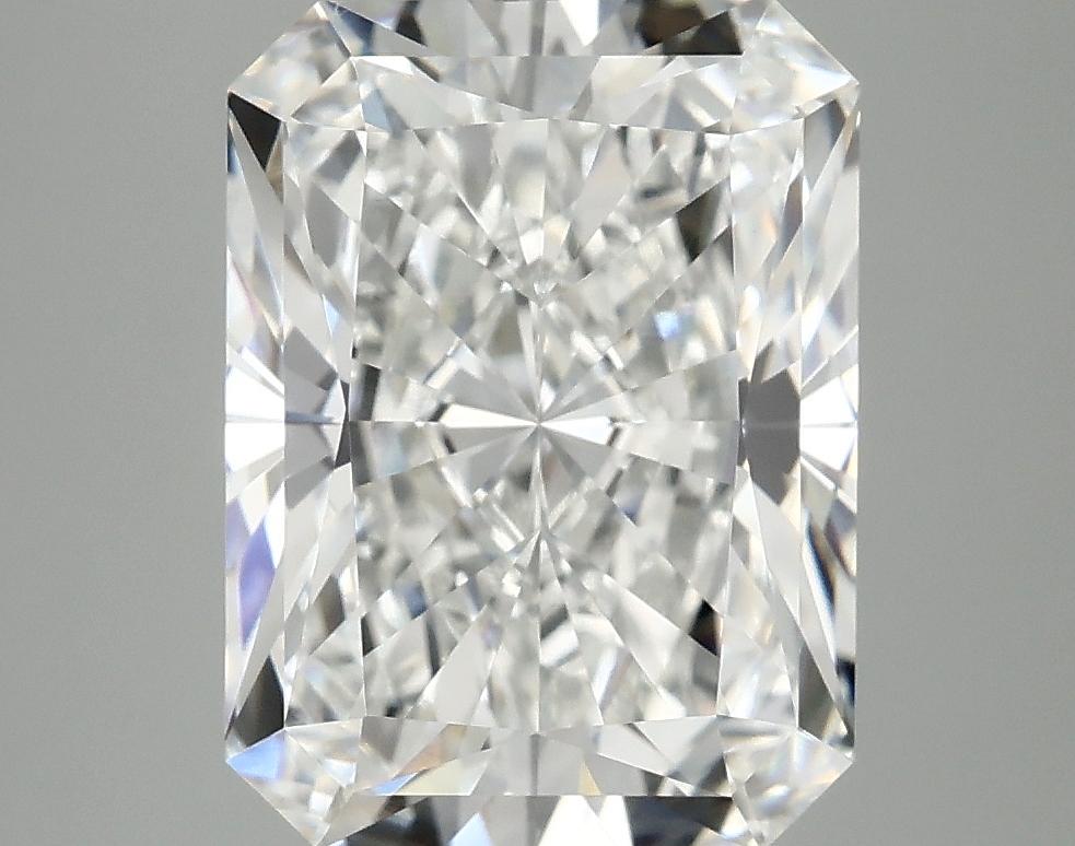 4.99 Carat Radiant Shaped Excellent Cut VVS2 IGI Certified Lab Grown Diamond