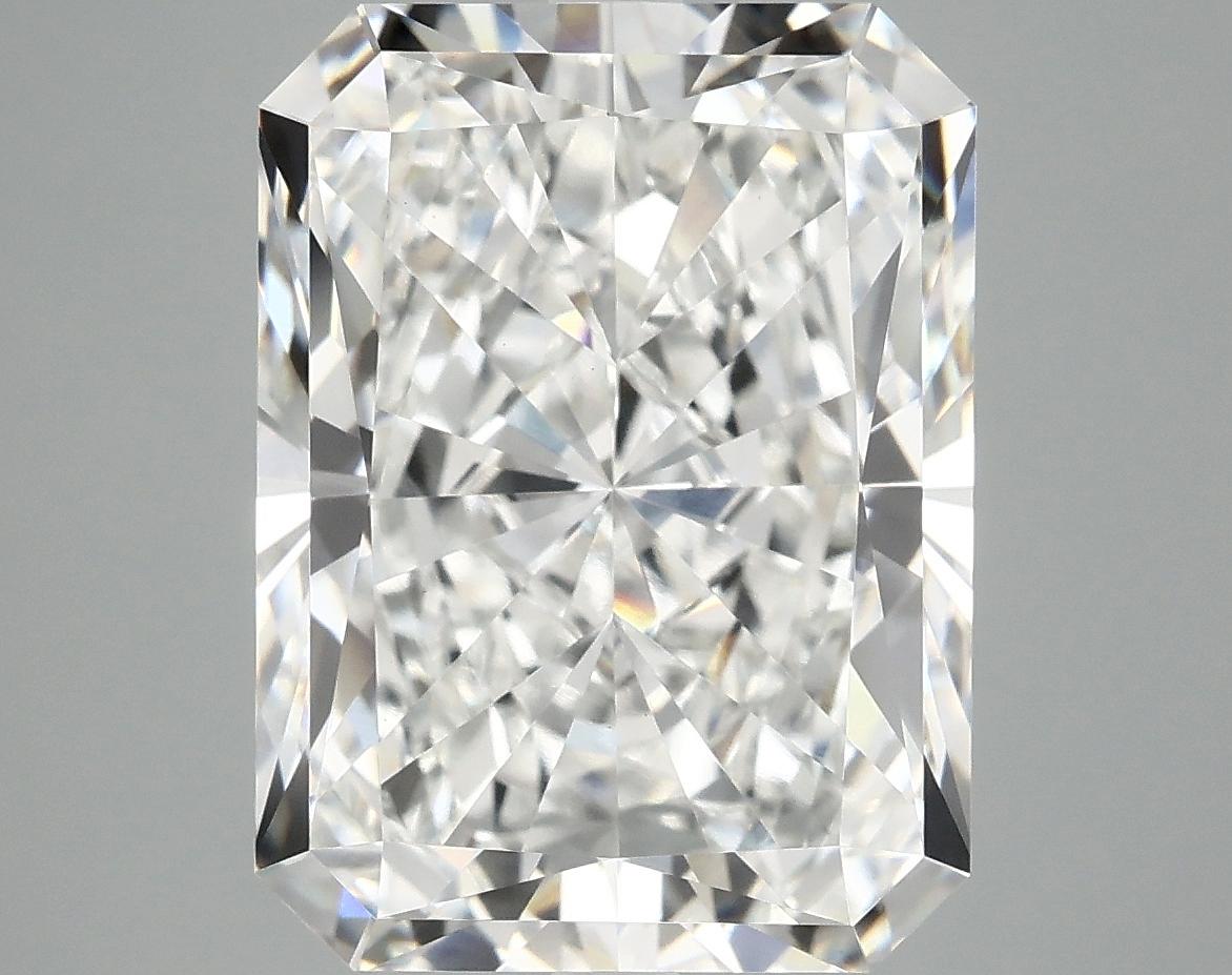 7.95 Carat Radiant Shaped Excellent Cut VVS2 IGI Certified Lab Grown Diamond