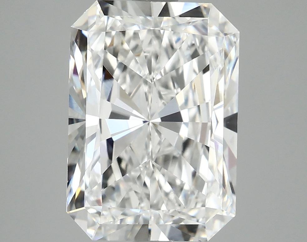 4.0 Carat Radiant Shaped Ideal Cut VVS2 IGI Certified Lab Grown Diamond