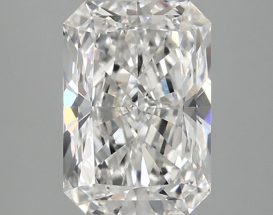 3.02 Carat Radiant Shaped Ideal Cut VVS2 IGI Certified Lab Grown Diamond
