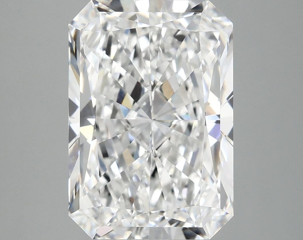 4.94 Carat Radiant Shaped Ideal Cut VVS2 IGI Certified Lab Grown Diamond