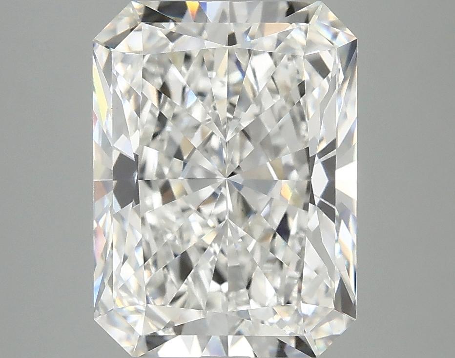 4.09 Carat Radiant Shaped Excellent Cut VVS2 IGI Certified Lab Grown Diamond
