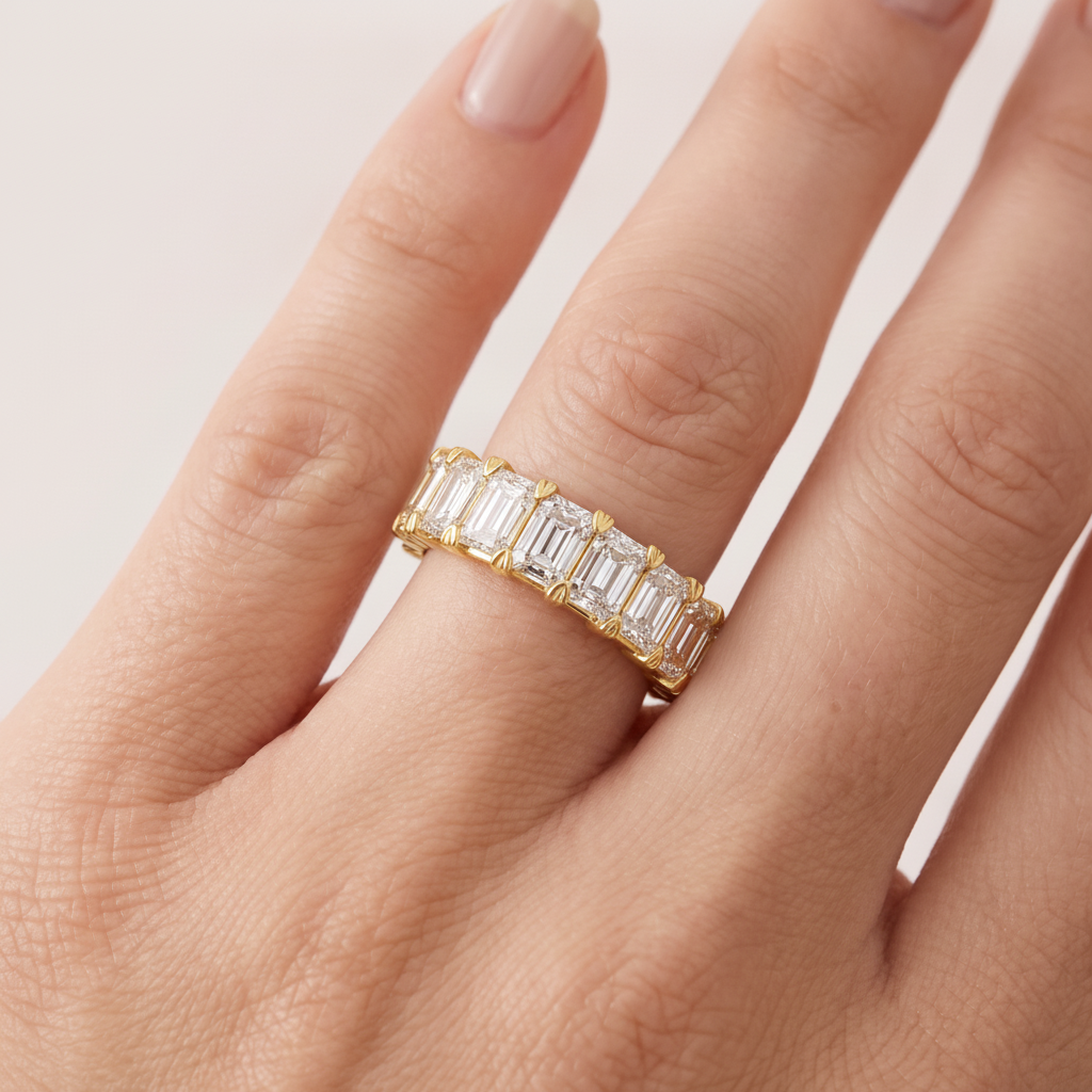 _lifestyle_image@SKU:A1173-NADE02000004Y #metal_14k-yellow-gold+origin_lab-grown+quality_ef-vs2+