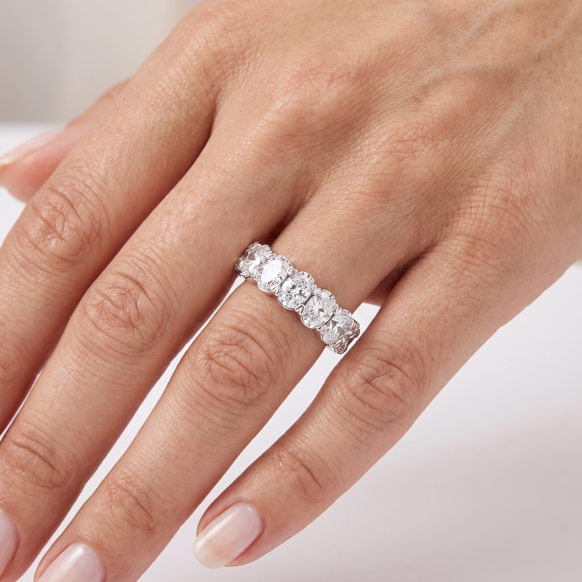 _lifestyle_image@SKU:A1173-NADO03000004W #metal_14k-white-gold+origin_lab-grown+quality_ef-vs2+