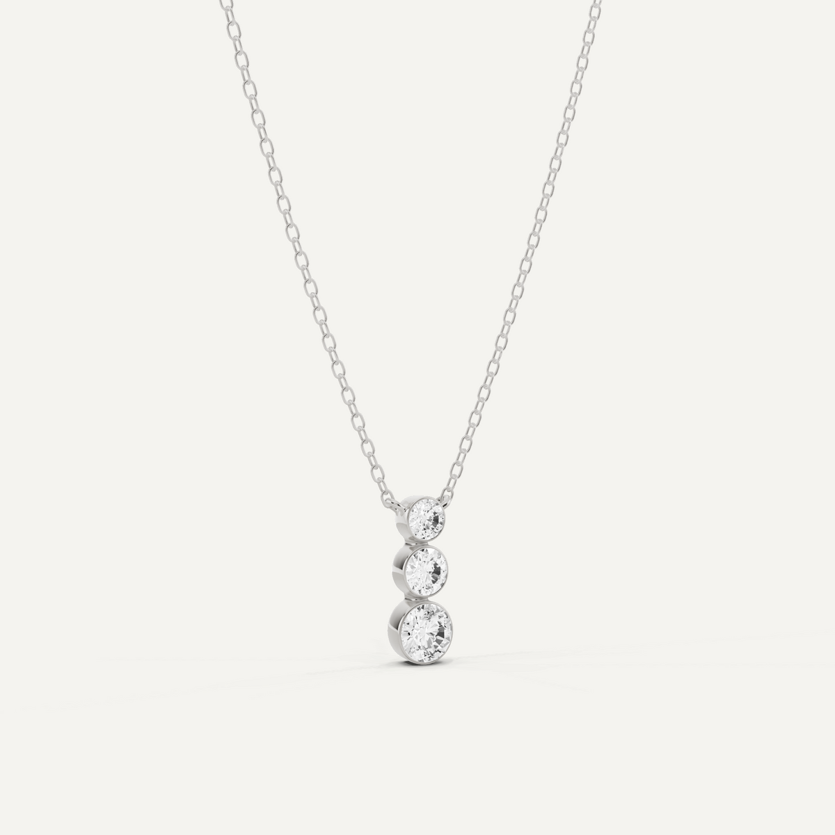 _roll_image@SKU:P0209-LADR01000004W #metal_10k-white-gold+origin_lab-grown+quality_g-si
