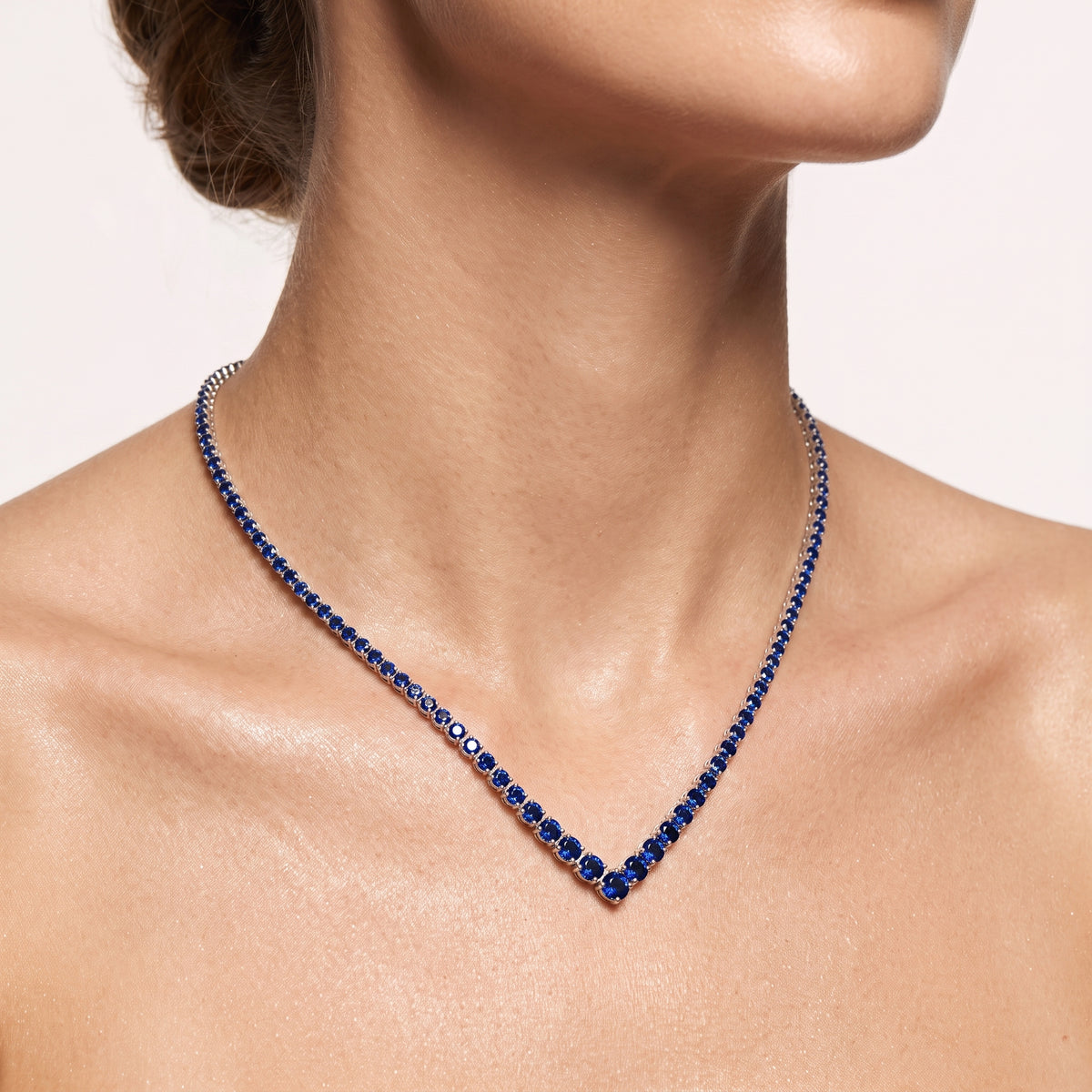 _lifestyle_image@SKU:N119G-BSDR10820004W #metal_10k-white-gold+origin_lab-created
