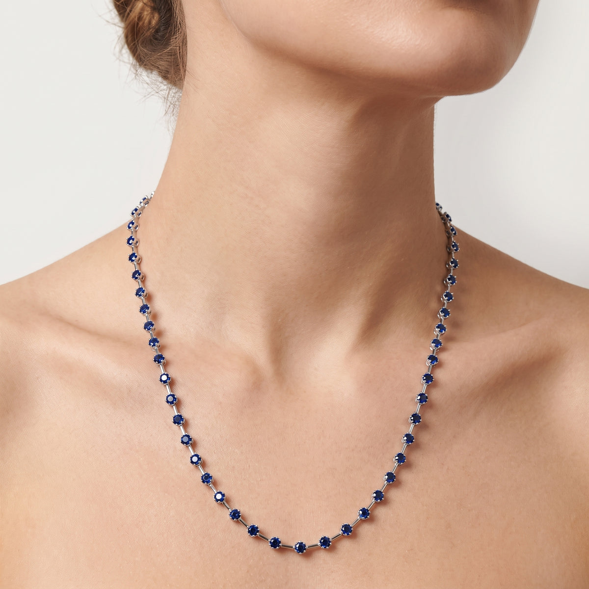 _lifestyle_image@SKU:N251G-BSGR0501000DW #metal_silver+origin_lab-created