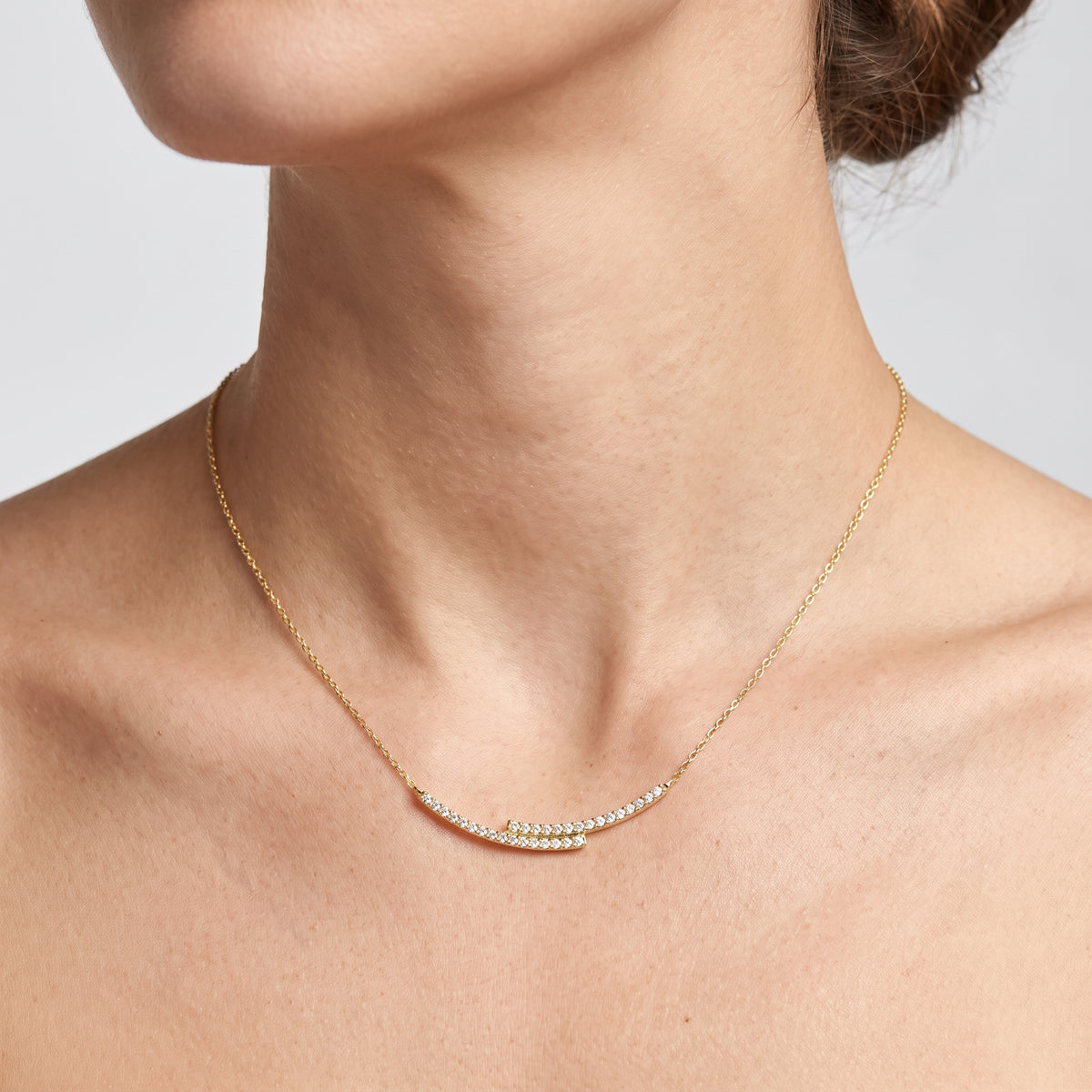 _lifestyle_image@SKU:N5960-LADR00330004Y #metal_10k-yellow-gold+origin_lab-grown+quality_g-si