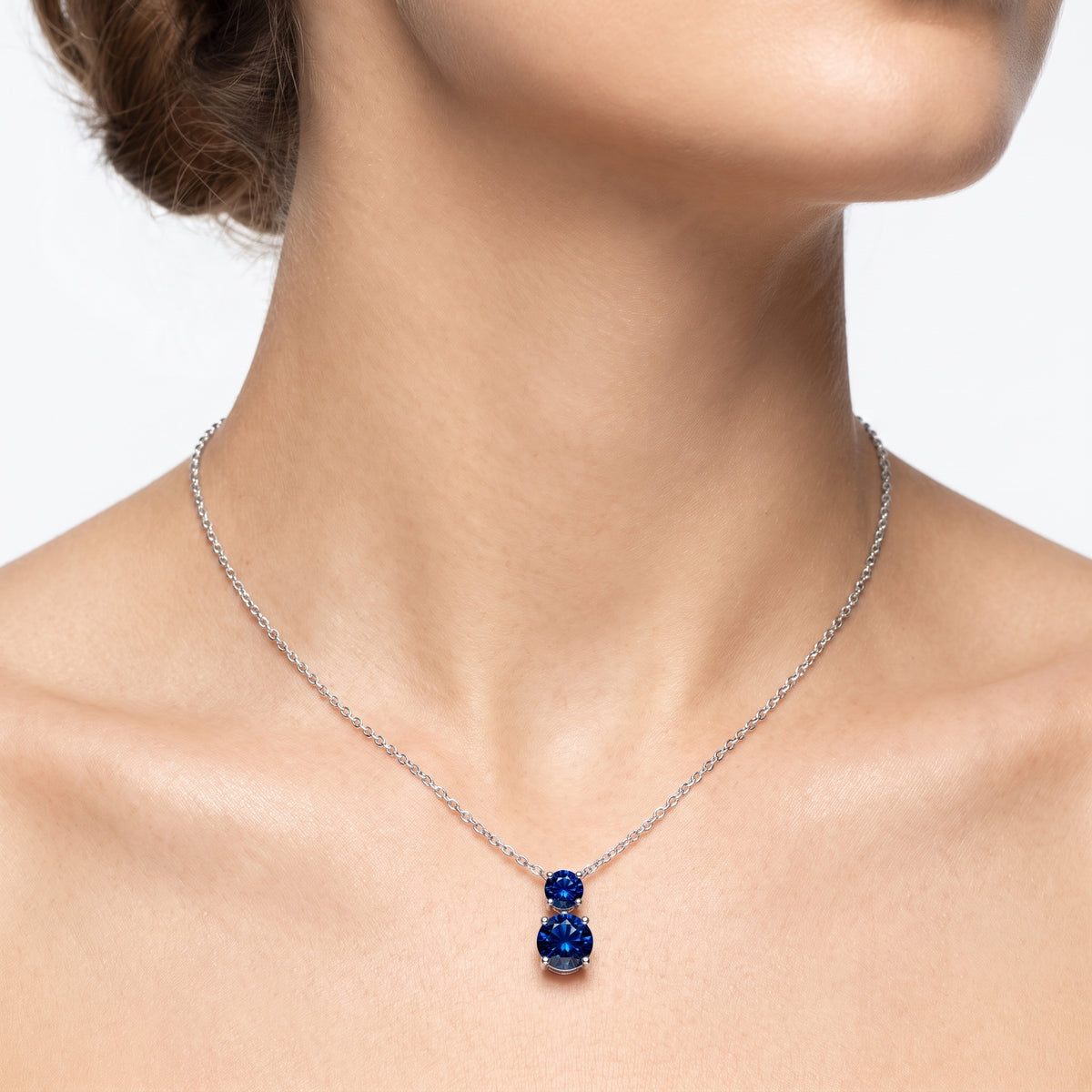 _lifestyle_image@SKU:N992G-BSGR0200000PL #metal_silver+origin_lab-created