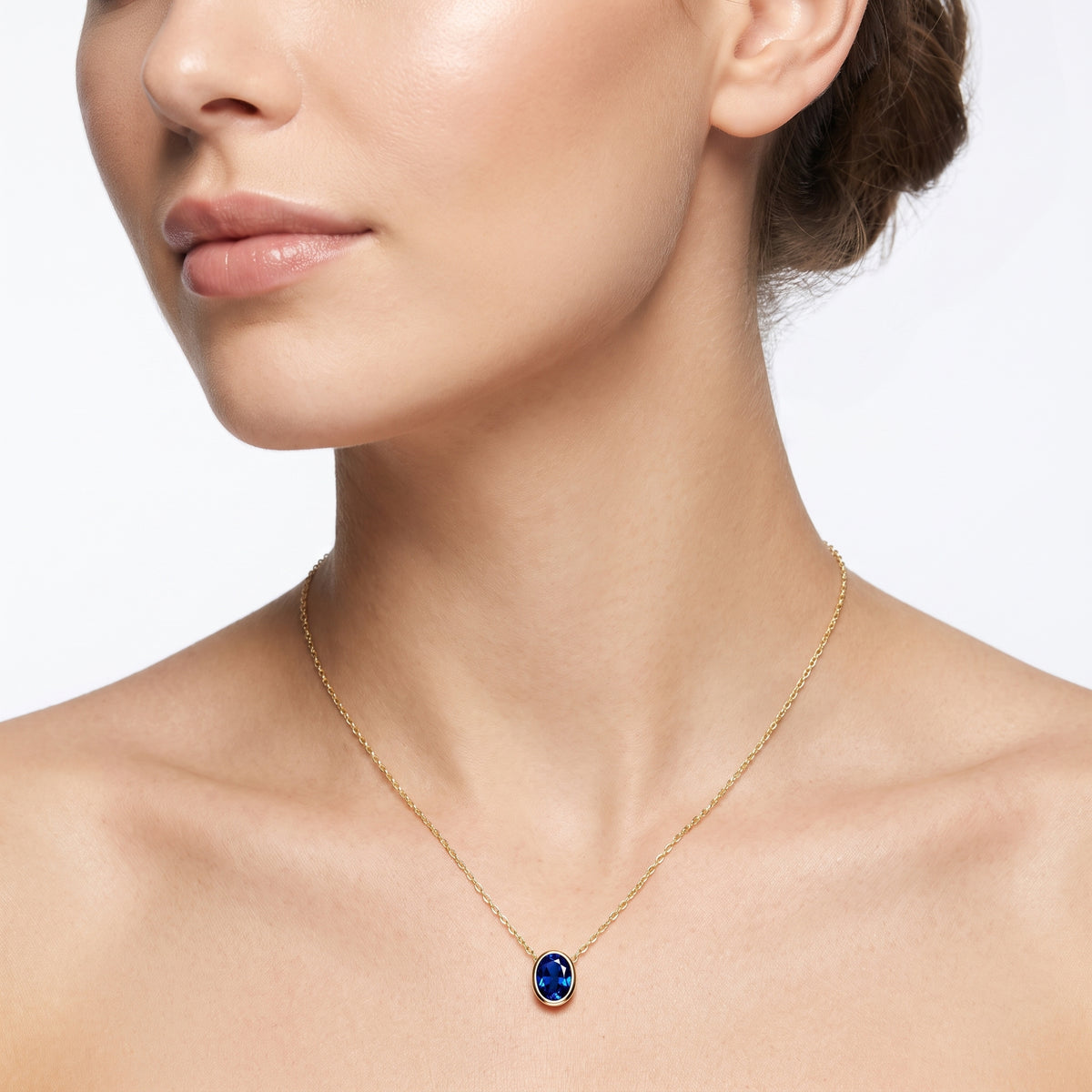 _lifestyle_image@SKU:P245G-BSGO00250004Y #metal_10k-yellow-gold+origin_lab-created