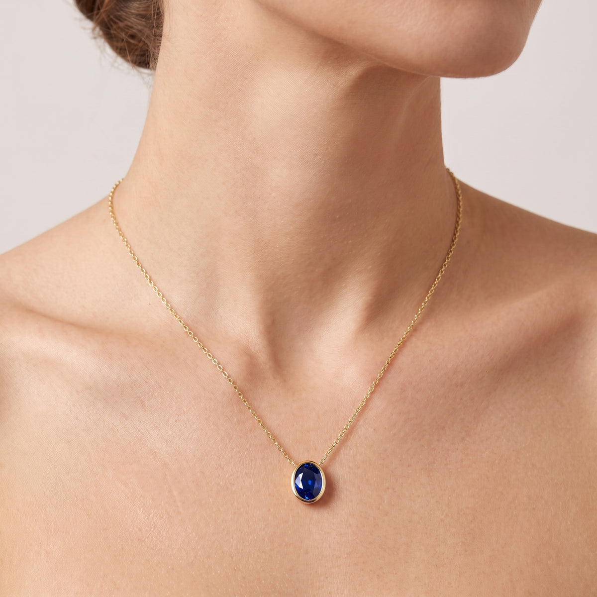 _lifestyle_image@SKU:P245G-BSGO01000004Y #metal_10k-yellow-gold+origin_lab-created