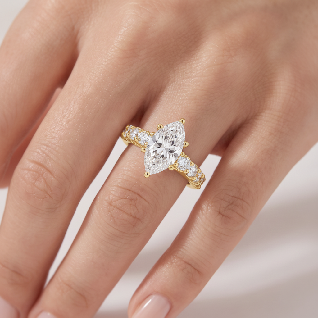 _lifestyle_image@SKU:R0327-LADM02000004Y #metal_10k-yellow-gold+origin_lab-grown+quality_g-si