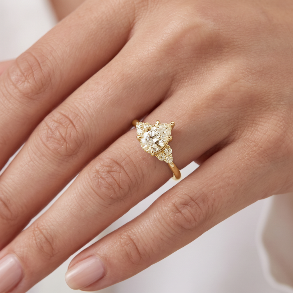 _lifestyle_image@SKU:R0331-NADD01000004Y #metal_14k-yellow-gold+origin_lab-grown+quality_ef-vs2+