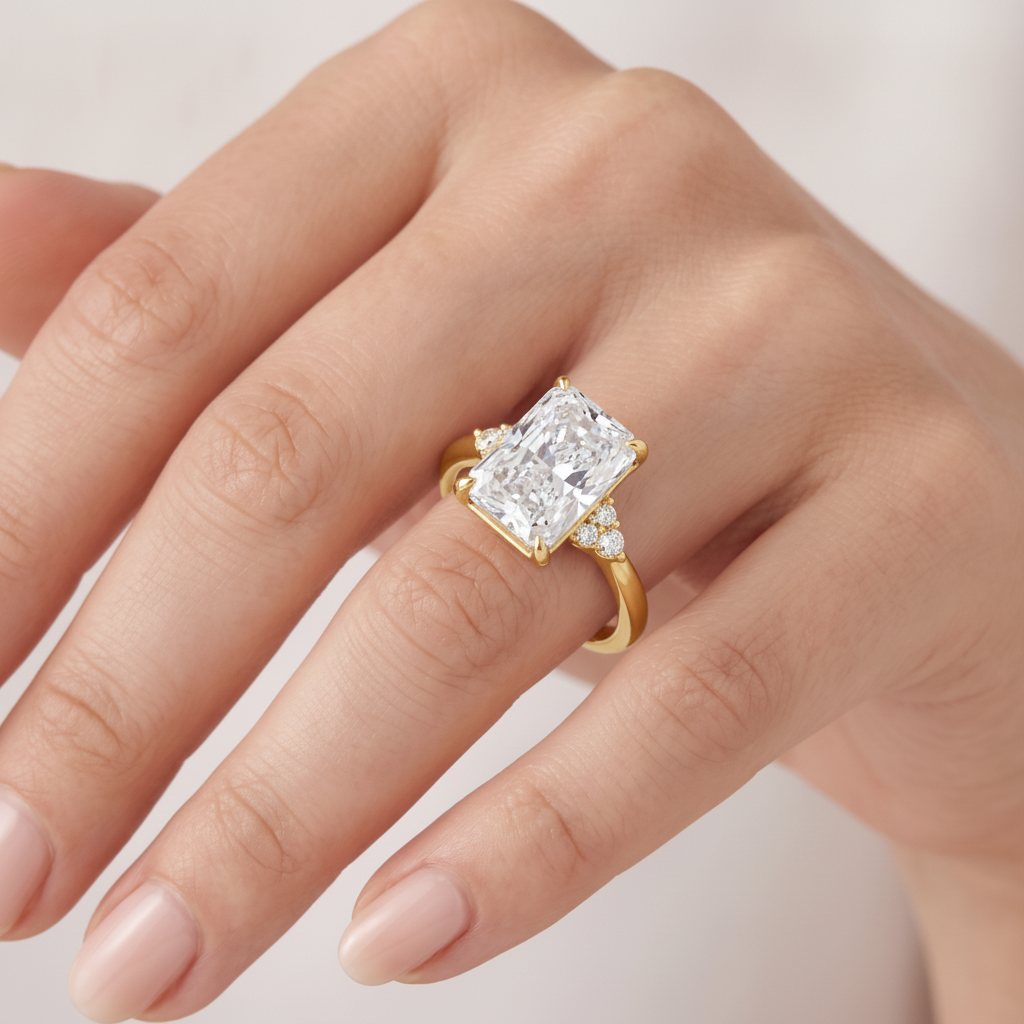 _lifestyle_image@SKU:R0331-NADT04000004Y #metal_14k-yellow-gold+origin_lab-grown+quality_ef-vs2+