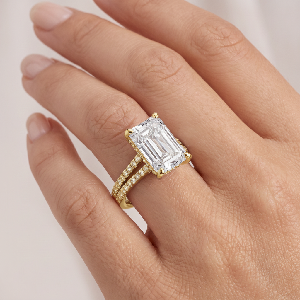 _lifestyle_image@SKU:R1939-LADE03000004Y #metal_10k-yellow-gold+origin_lab-grown+quality_g-si