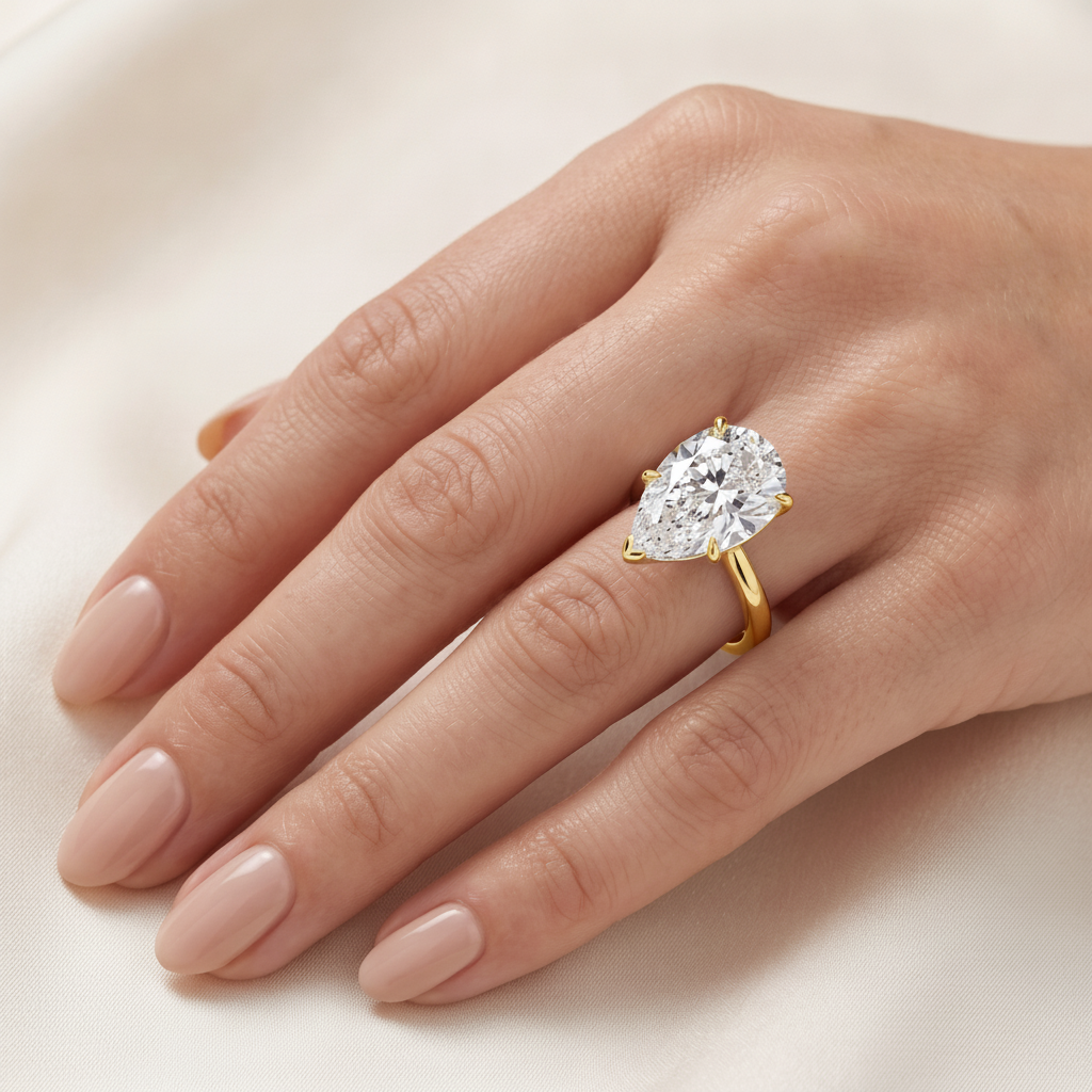 _lifestyle_image@SKU:R5314-NADD04000004Y #metal_14k-yellow-gold+origin_lab-grown+quality_ef-vs2+