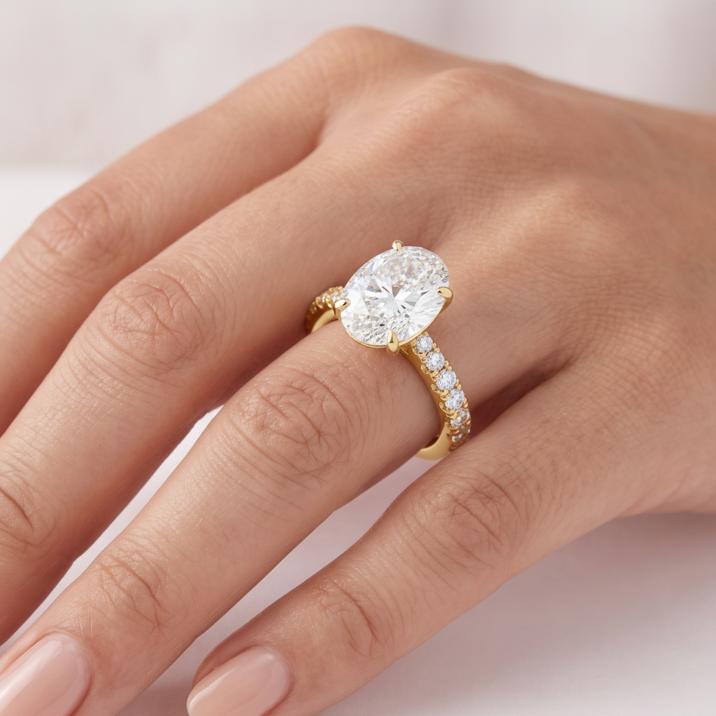 _lifestyle_image@SKU:R7847-NADO04000004Y #metal_14k-yellow-gold+origin_lab-grown+quality_ef-vs2+