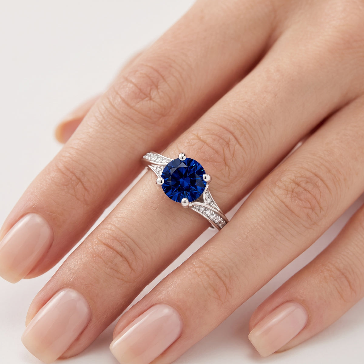 _lifestyle_image@SKU:RG027-LCSR0100000DW #metal_silver+origin_lab-created